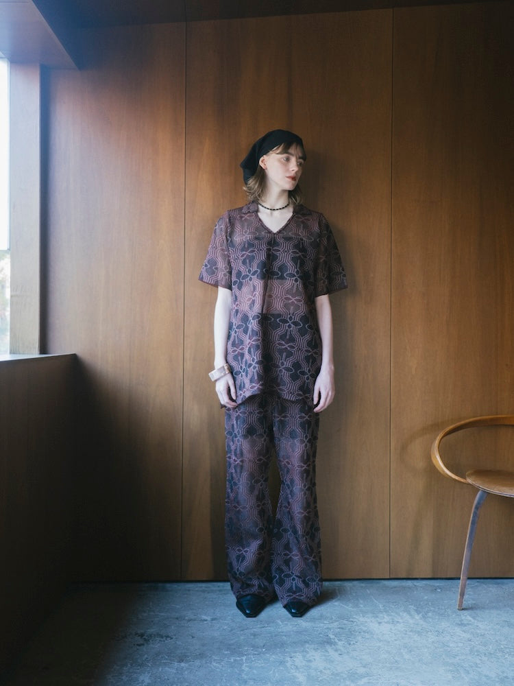 モデル身長：170cm / カラー：Bordeaux