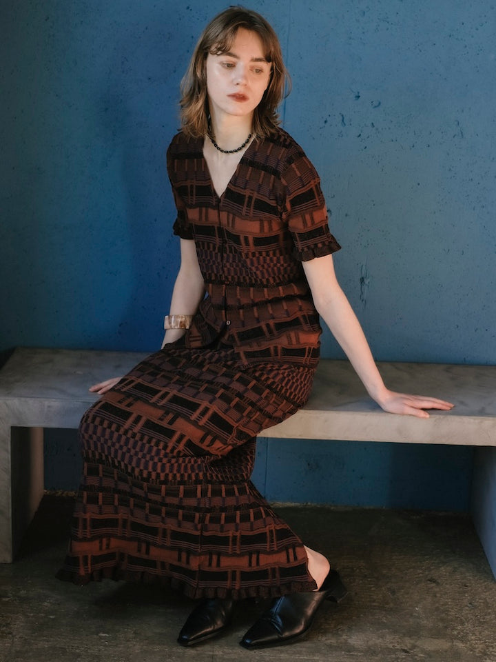 モデル身長：170cm / カラー：Brown