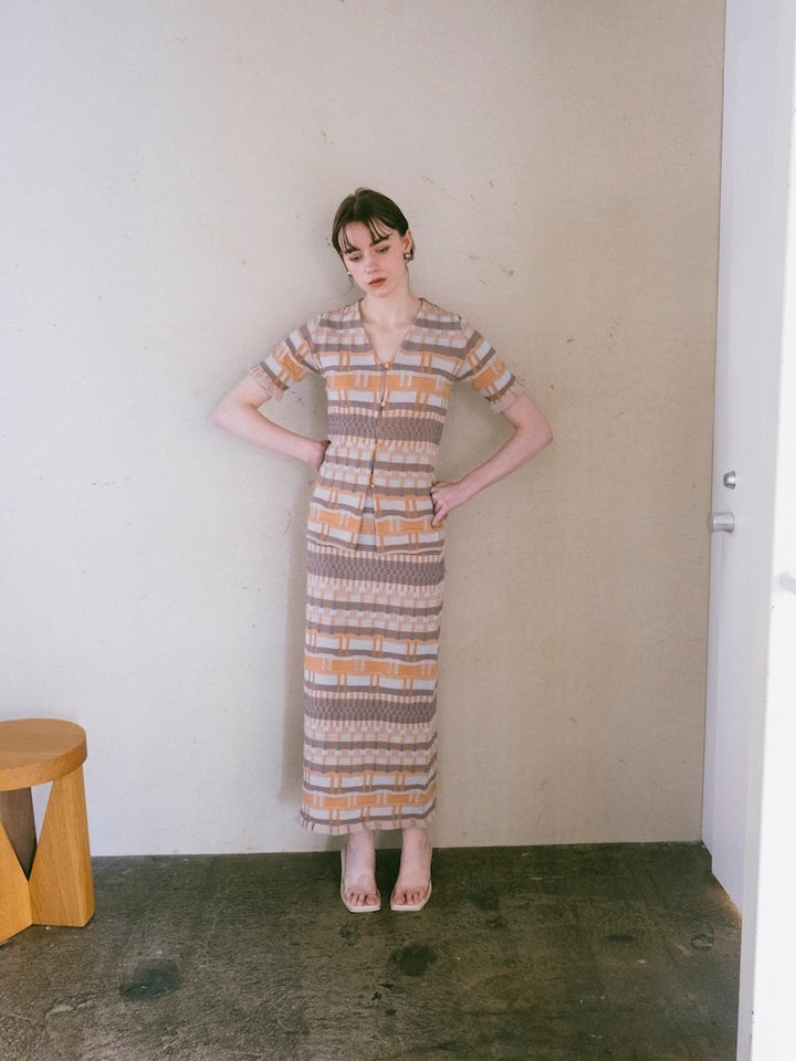 モデル身長：170cm / カラー：Orange