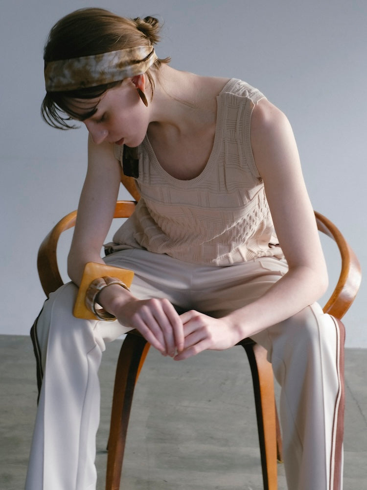 モデル身長：170cm / カラー：Ivory