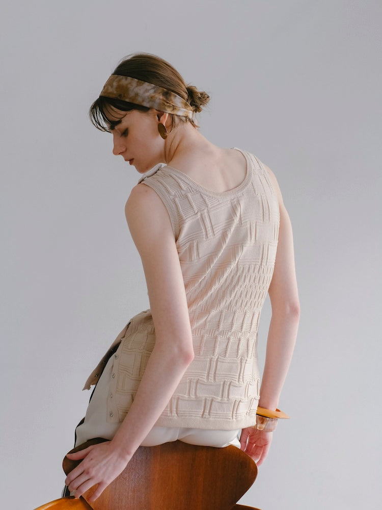 モデル身長：170cm / カラー：Ivory