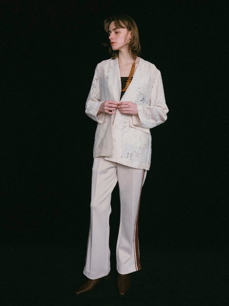 モデル身長：170cm / カラー：Ivory