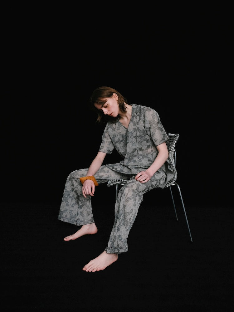 モデル身長：170cm / カラー：Gray