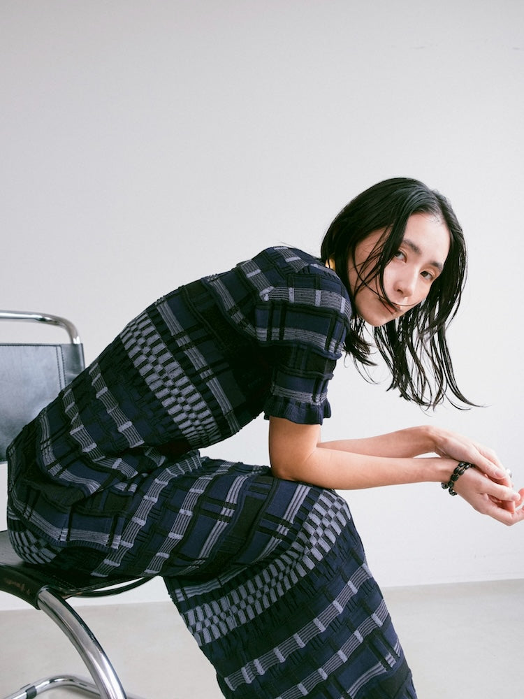 モデル身長：163cm / カラー：Navy