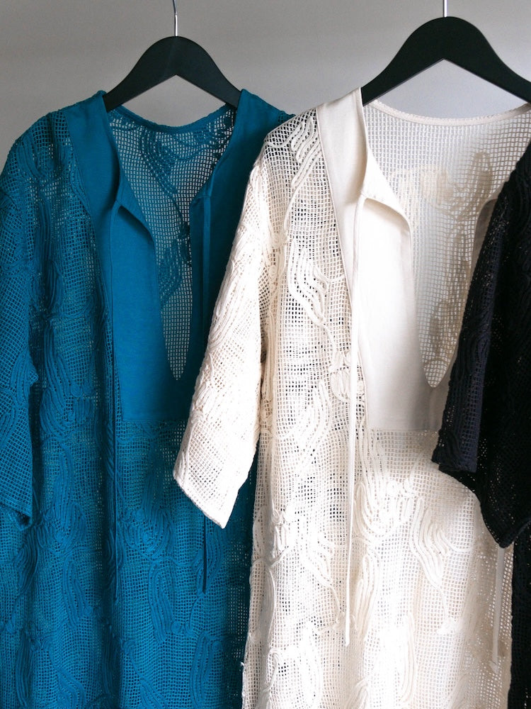 【3月下旬頃 お届け】Cord Embroidery Caftan Dress