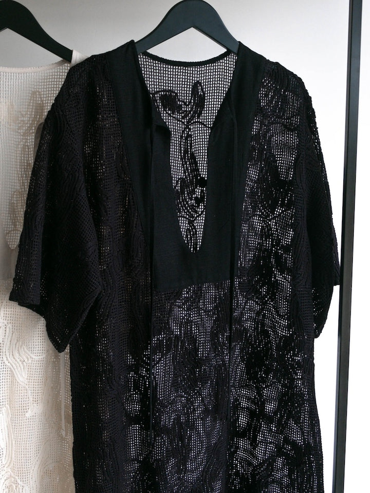 【3月下旬頃 お届け】Cord Embroidery Caftan Dress