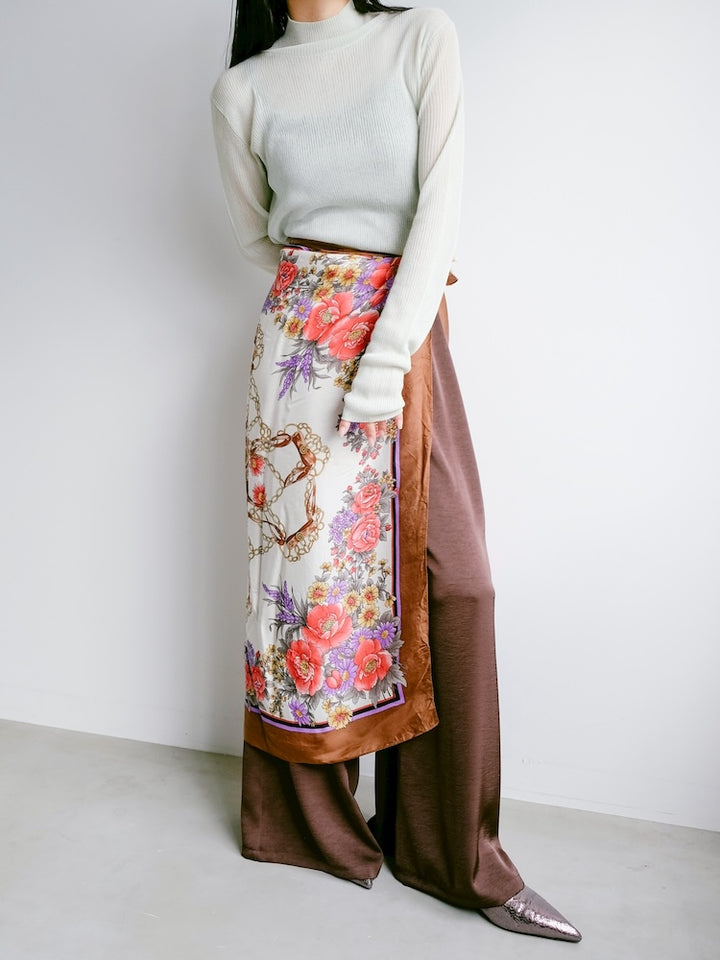 Vintage Scarf / Flower Circle