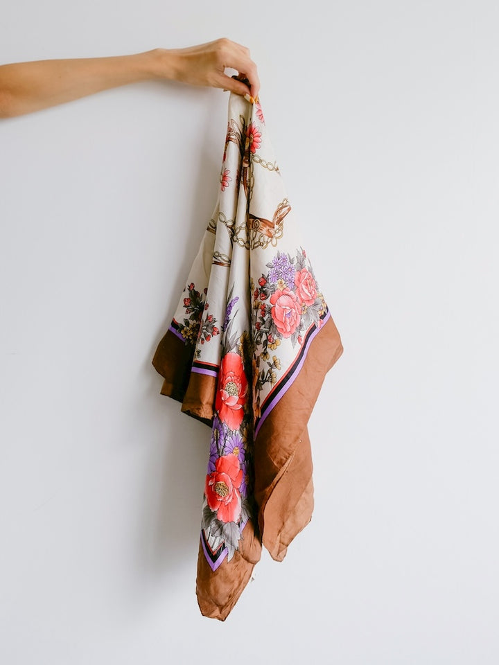 Vintage Scarf / Flower Circle