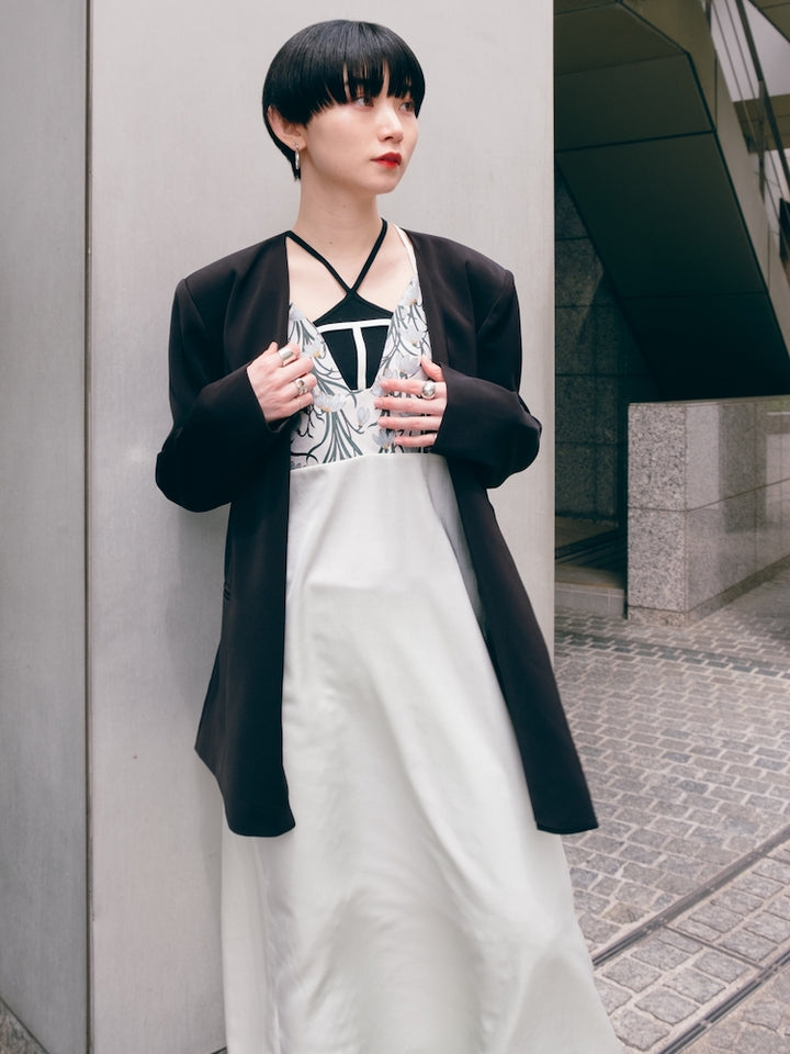 モデル身長：162cm / カラー：Black