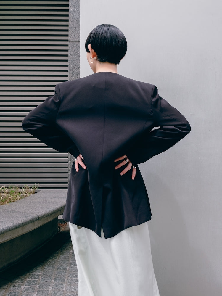 モデル身長：162cm / カラー：Black