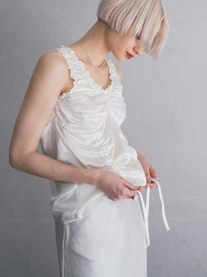 モデル身長：172cm / カラー：White